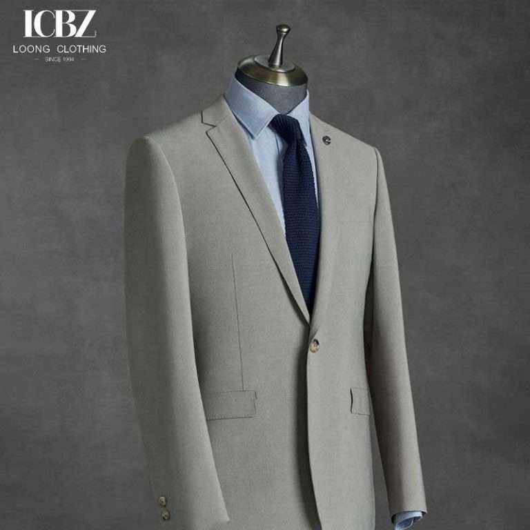 Luxury Gray Men’s Wedding Tuxedo Groom Suit for Rental Business
